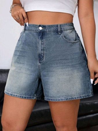 شورت جينز كاجوال صيفي من SHEIN EZwear بمقاسات كبيرة