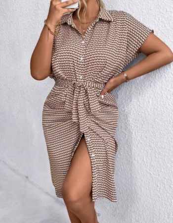 SHEIN Clasi فستان نسائي بأكمام قصيرة بسيط لكل يوم المقاسات الكبيرة