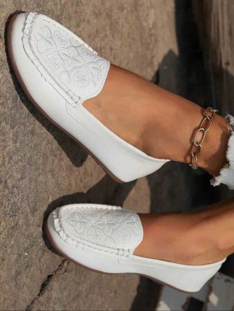 Women White Flat Shoes, Comfortable Anti-Slip, 2024 New Nurse Shoes Breathable Flat Casual Shoes For Outdoor, Work, Commuting, Business