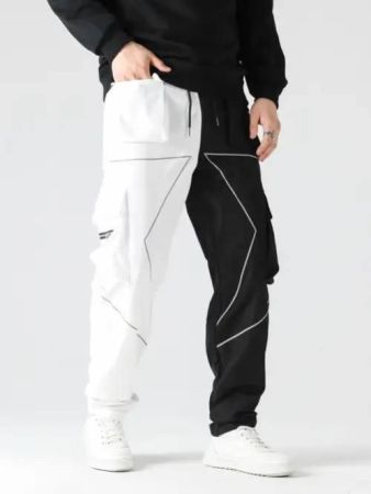 Men's two-pocket cargo pants with flap pockets and drawstring waist with drawstring, brightly colored and reflective trim