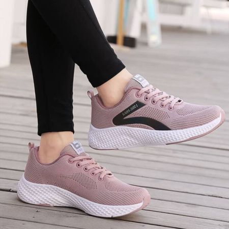 Women's Fashionable Breathable Mesh Slip-Resistant Lightweight Sports Shoes With Laces