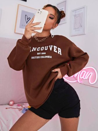 SHEIN MOOSTA Drop Shoulder Letter Graphic Sweatshirt