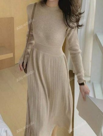 Solid Pleated Hem Sweater Dress