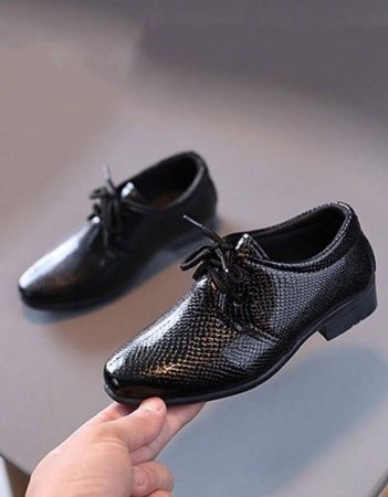 Leather shoes for children