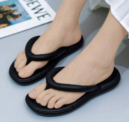 صندل أنثوي ملون عصري متعدد الاستخدامات ذو لون أحادي، انتعاش صيفي بتصميم بسيط وعالي المرونة وناعم للبشرة ومانع الانزلاق