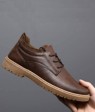 حذاء رجالي عالي الجودة وعصري على الطراز الإنجليزي، قابل للتنفس، عملي، غير قابل للانزلاق