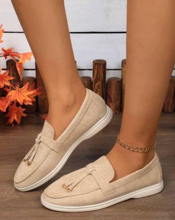 حذاء رياضي مسطح سهل الارتداء موديل ربيع 2025 ، حذاء كاجوال بفص لداللنساء