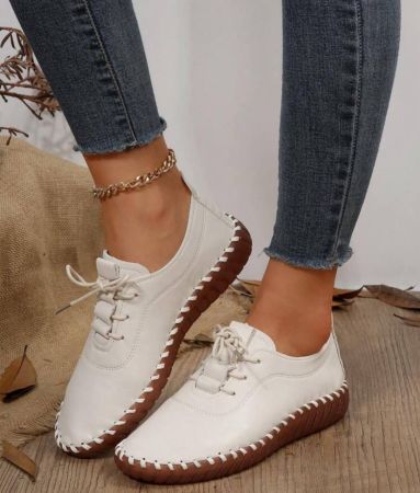 حذاء مسطح مريح ناعم للنساء، مخصص للتجارة الإلكترونية العابرة للحدود مقاسات كبيرة، مصنوع يدويًا بحياكة منفذة لتنفس ملائم