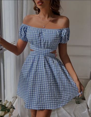 فستان Soleia Gingham مطبوع عليه أكتاف مكشوفة ومُقصوص بنقشة Milkmaid