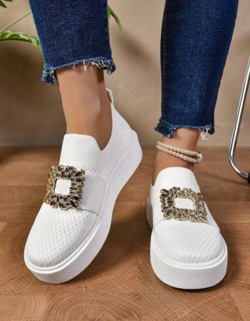 حذاء نسائي كاجوال سهل الارتداء بسلسلة سميكة من الأسفل مقاس 37