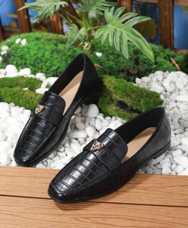 حذاء لوفر مسطح بمقدمة مربعة وإبزيم معدني على شكل رأس النمر، حذاء جلدي كاجوال عصري سهل الارتداء