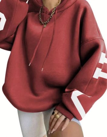 هودي من INAWLY مطبوع عليه حروف وأكتاف منسدلة