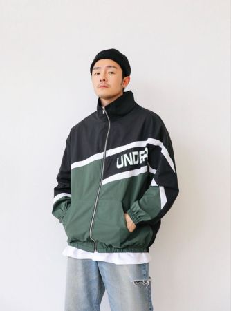 جاكيت رجالي من Manfinity ModaGents بقصّة فضفاضة وسحاب للرياح، مقاس كبير، بألوان متباينة