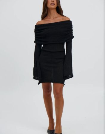 فستان بريانا الأسود