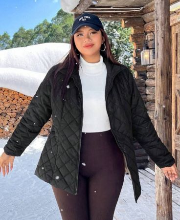 SHEIN EZwear معطف شتوي مبطّن وممتلئ لجسدك مُنحيف، دافئ للخريف/الشتاء