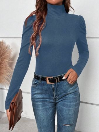 Clasi تي شيرت وقوف الياقة بزرار خلفي اكمام منتفخة