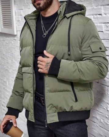 Manfinity Homme معطف مبطن بغطاء رأس بحبل سحب جيوب رفرف قياس فضفاض موضة معطف بفقاعات للرجال