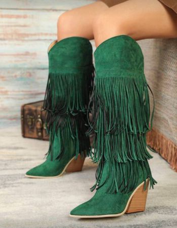 بوت نسائية موضة خريف/شتاء 2025 ذات كعب سميك مريح من الجلد المدبوغ المزيف بطبعة هندسية خضراء وأطراف مهترئة، بوت كاوبوي غربية مريحة ذات كعب عالي بنقشة خشبية وأصابع مدببة