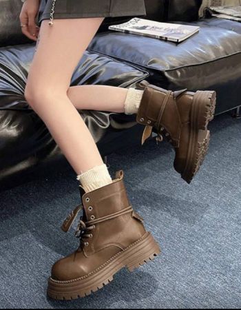 بوت نسائية قصيرة بشكل أنيق، بوت الكاحل، بوت سوداء، بوت بنية، بوت، بوت قصيرة منصة ذات رباطات وزخرفة رمزية برأس دائري، بطراز رجعي أنيق، بوت بريطانية الطراز، للاستخدام الخارجي والكاجوال