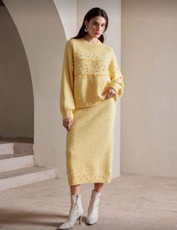 Anewsta طقمين كاجوال للنساء، ملابس علوية بياقة مستديرة وأكمام طويلة مزينة بخرز مصنوع وتنورة قصيرة على شكل خط A