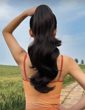 امتداد ذيل الحصان من نوع كلو باللون الأسود والبني، من الألياف الصناعية المقاومة للحرارة، ذو طول 16-18 بوصة، قطعة شعر مستعارة لذيل الحصان للنساء والفتيات للاستخدام اليومي