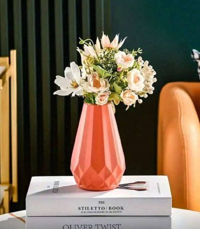 1 قطعة مزهرية بسيطة فاخرة عالية الجودة بلون نقي على شكل ماسة، أبيض، برتقالي، أزرق بثلاثة ألوان اختيارية، مزهرية سيراميك تقليدية، مزهرية عالمية جافة ورطبة، مضادة للسقوط ومتينة، مناسبة لتزيين الأثاث، ديكور غرفة المعيشة، ديكور المكتب، ديكور الزفاف، ديكور المقهى، مزهرية الحديقة