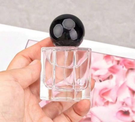 زجاجة رذاذ عطر قابلة لإعادة التعبئة سعة 30 مل، زجاجة رذاذ فارغة محمولة لإعادة تعبئة العطور