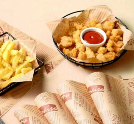 50ورقة من ورق الجبن، ورق برجر زيتي مقاوم للماء 33 * 23 سم للسلة، ورق لف للاستعمال مرة واحدة للبرجر والساندويتشات والبرجر والزبدة والجبن وسلة الطعام